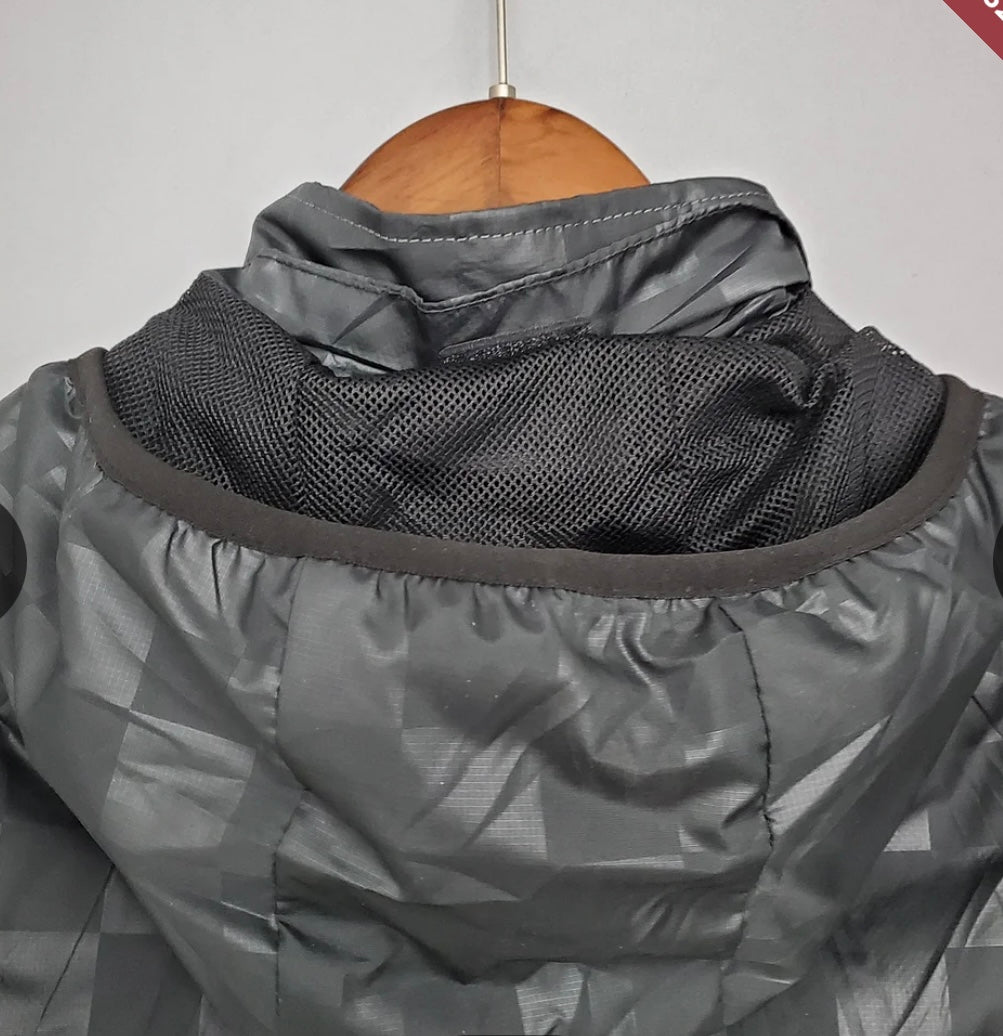 2021/2022 Liverpool Windbreaker Black-Grey Plaid Soccer Jersey 1:1