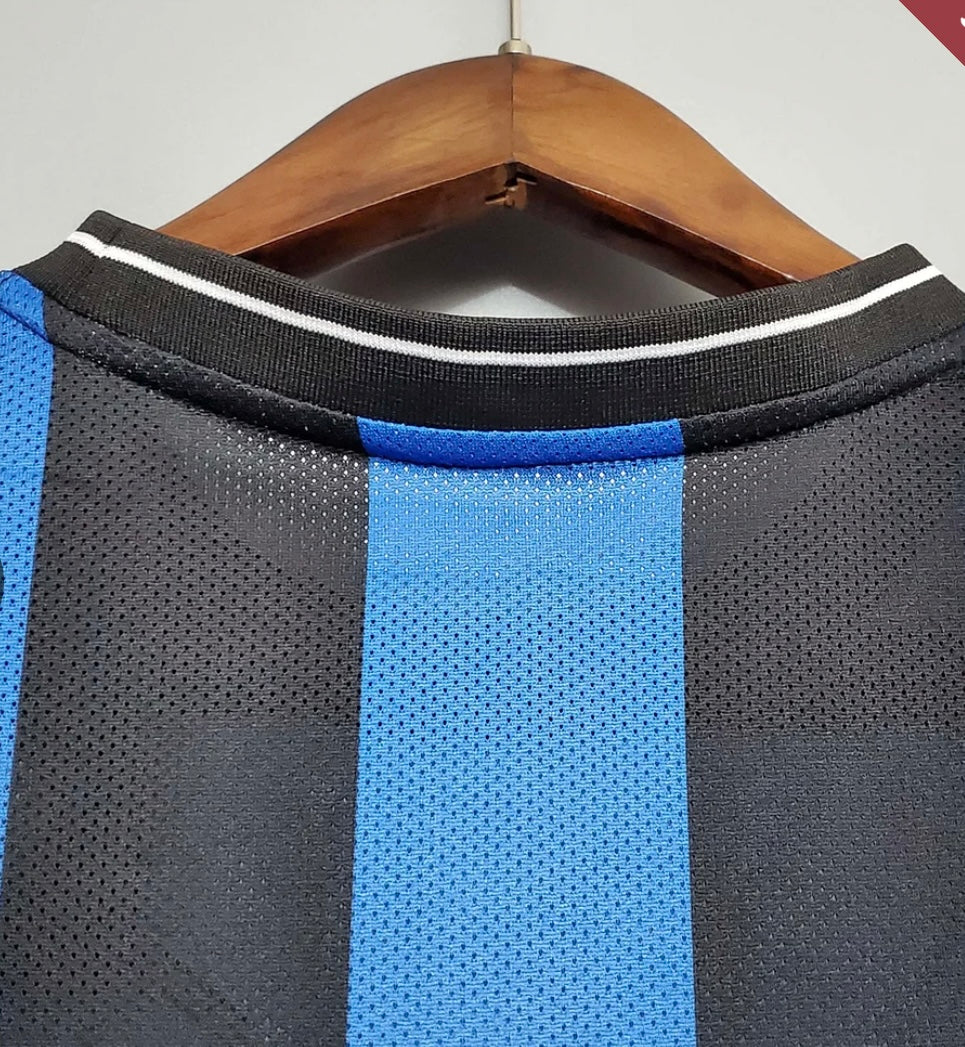 2009/2010 Retro Internazionale Milan Home Football Jersey 1:1